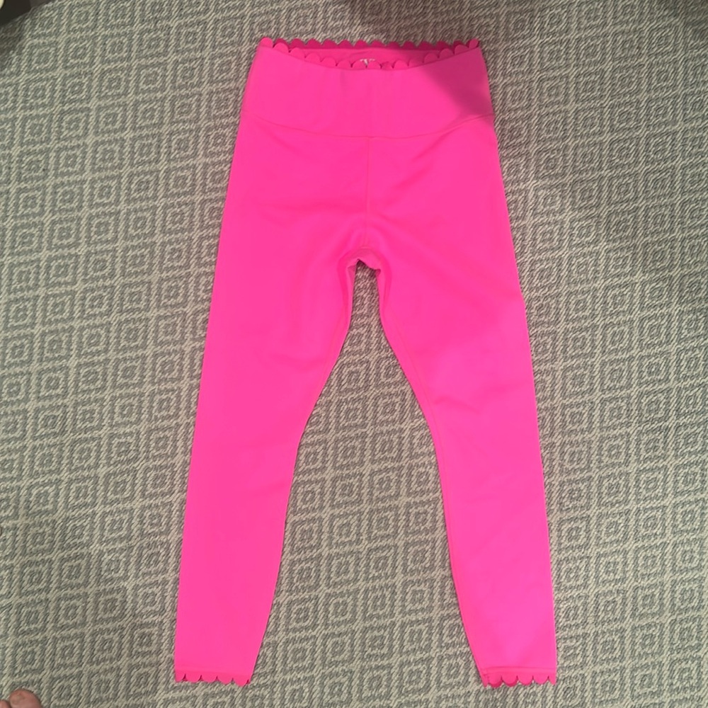 EUC IVL Collective scalloped neon pink leggings size 6